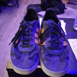 Stylish Men's Blue and Orange Sneakers